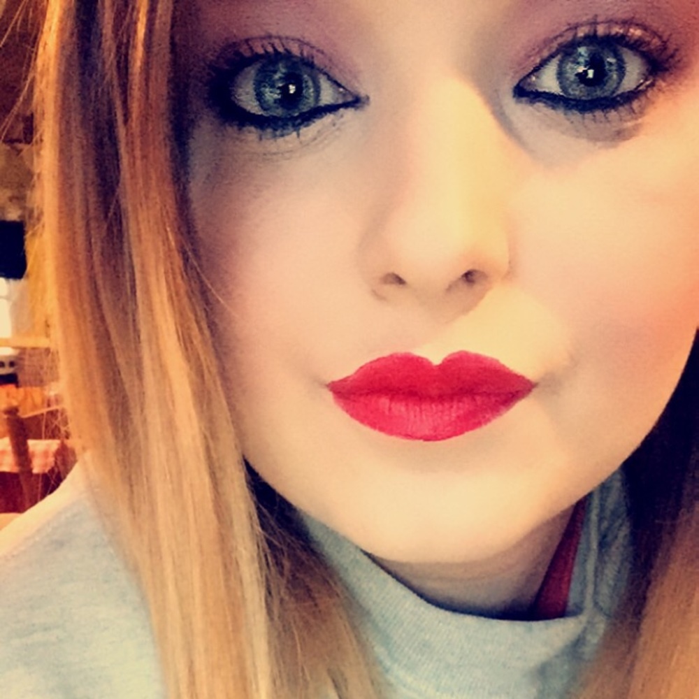 Meet your Posher, Savannah
